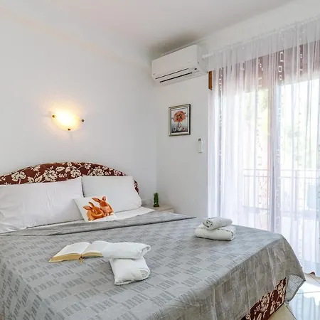 Genoa Guest house