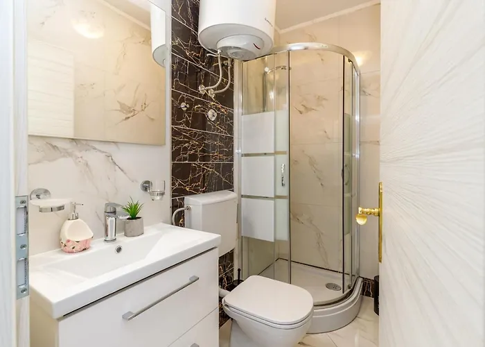 Genoa 3* Πόρετς