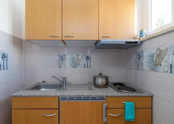 Genoa 3* Πόρετς