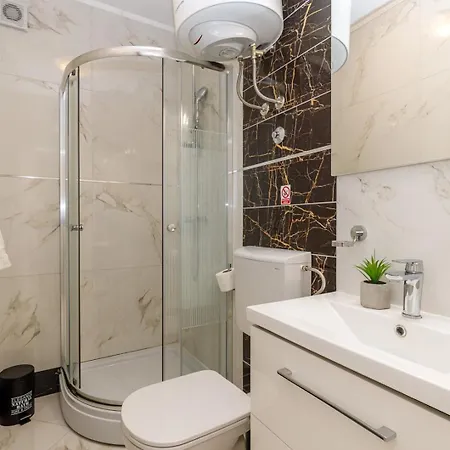 Genoa 게스트하우스